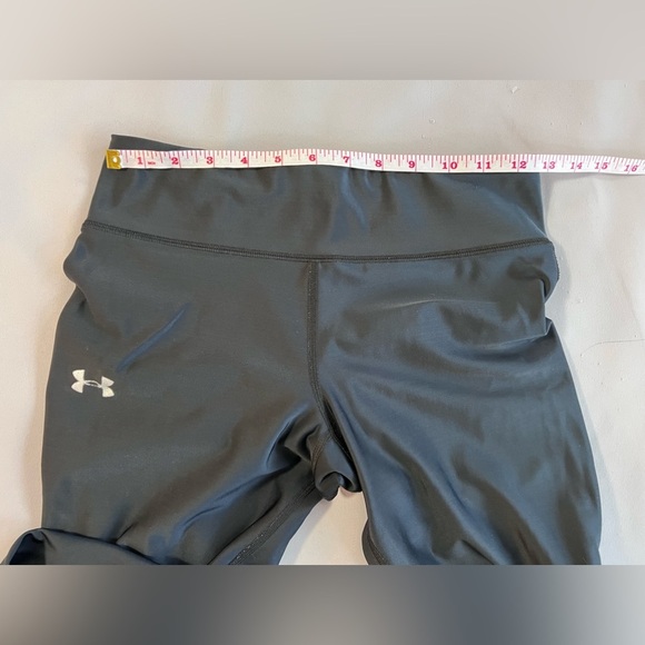 Under Armour UA Heat‎ Gear Capri Black Stretchy Compression Womens Small S - Picture 3 of 9